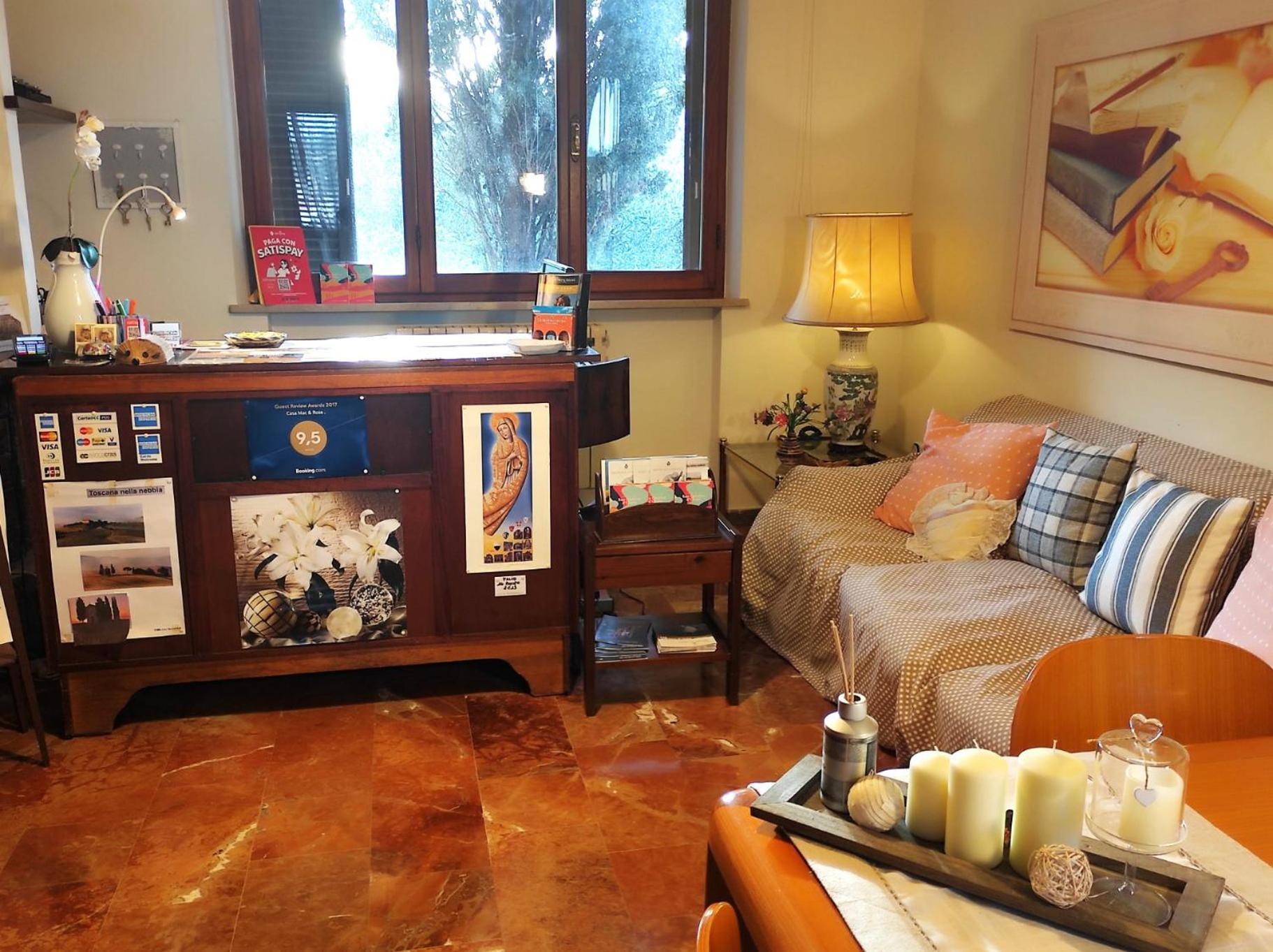 Affittacamere Casa Mac & Rose San Quirico dʼOrcia Екстериор снимка