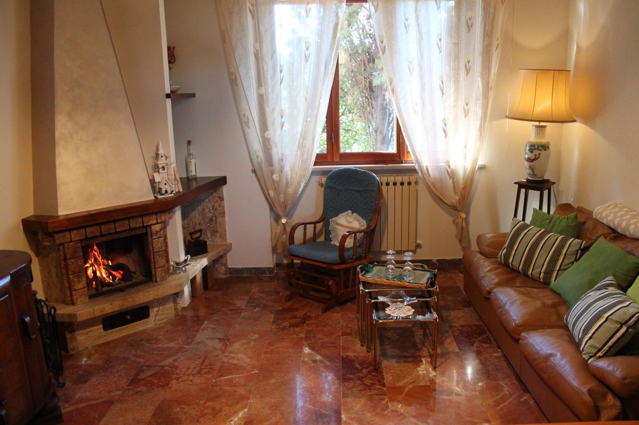 Affittacamere Casa Mac & Rose San Quirico dʼOrcia Екстериор снимка