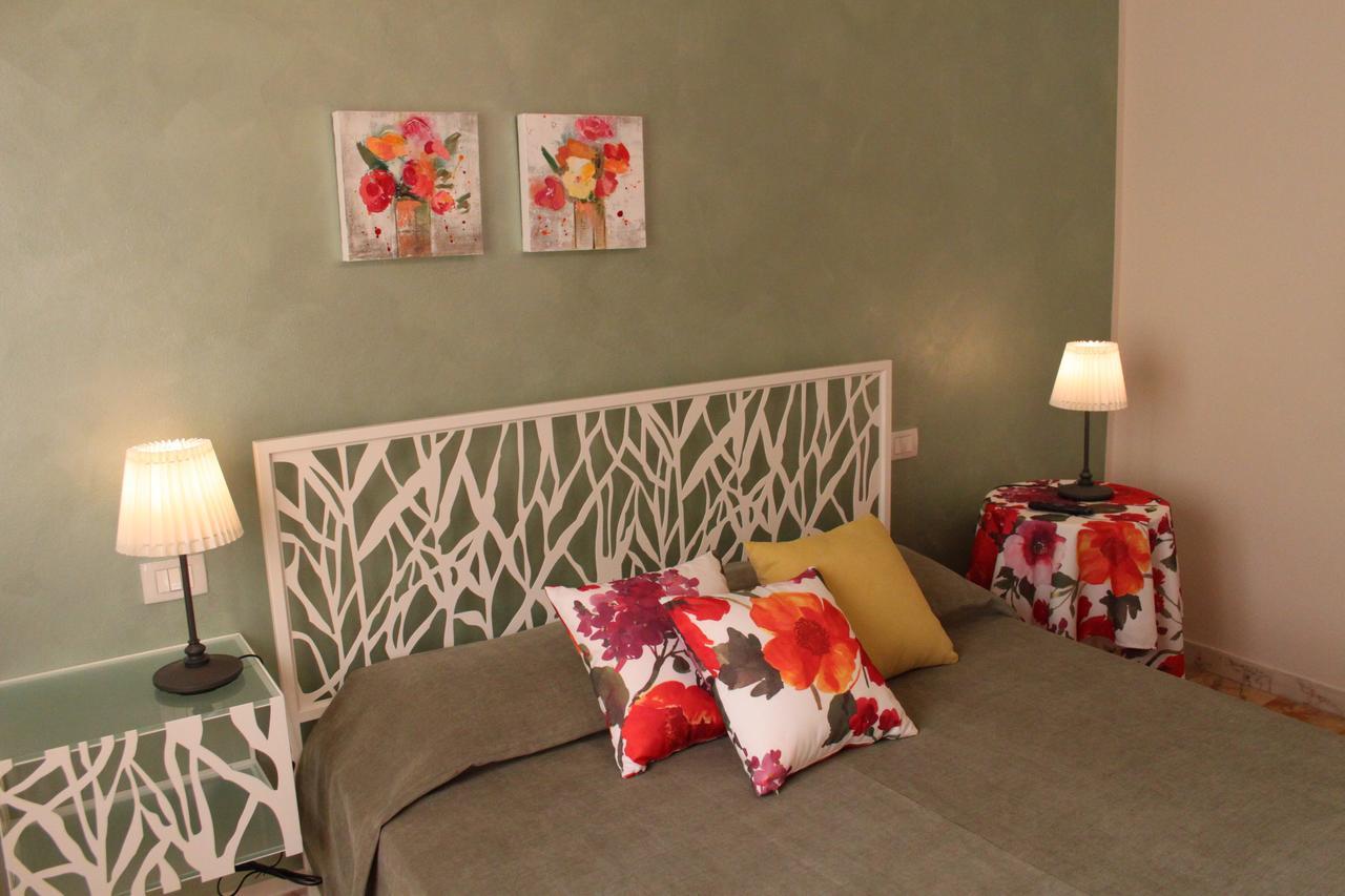 Affittacamere Casa Mac & Rose San Quirico dʼOrcia Екстериор снимка