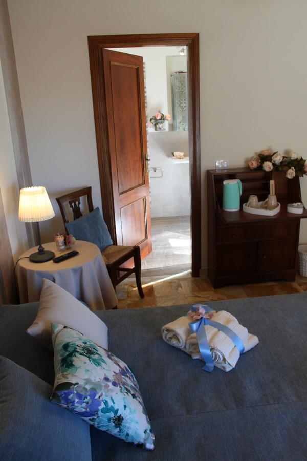 Affittacamere Casa Mac & Rose San Quirico dʼOrcia Екстериор снимка